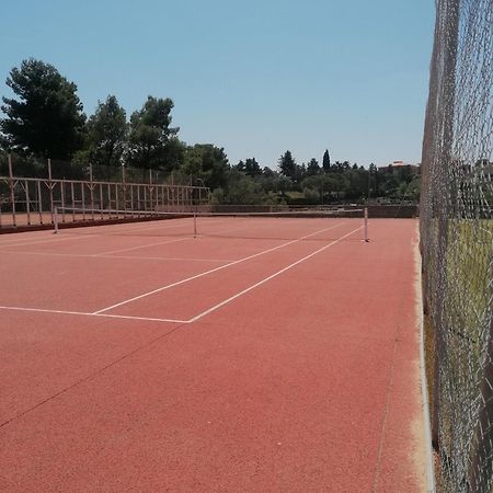 Appartement Zen A Frejus Avec Jardin, Piscine, Tennis, Proche Mer المظهر الخارجي الصورة