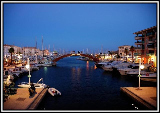Appartement Zen A Frejus Avec Jardin, Piscine, Tennis, Proche Mer المظهر الخارجي الصورة
